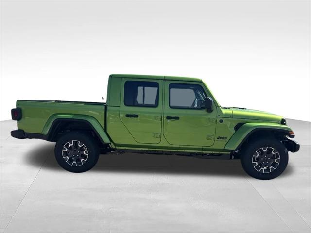 2026 Jeep Gladiator GLADIATOR SAHARA 4X4