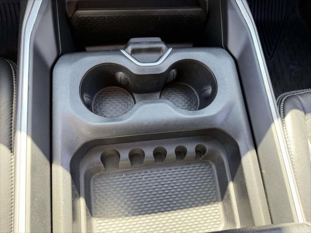 2022 Ram 1500 Big Horn Crew Cab 4x4 5'7" Box