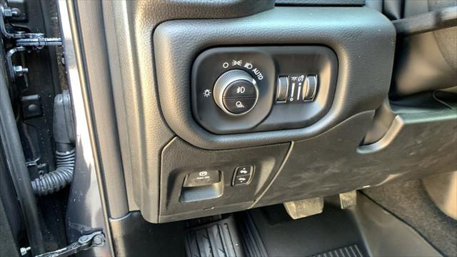 2026 Ram 1500 Laramie Crew Cab 4x4 5'7" Box