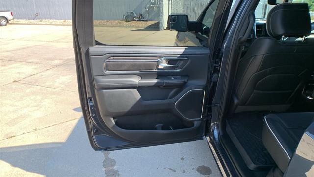 2026 Ram 1500 Laramie Crew Cab 4x4 5'7" Box