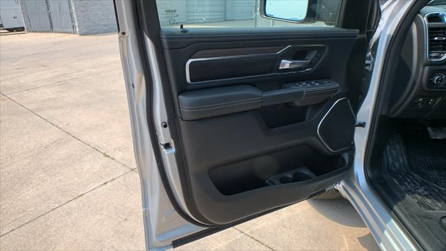 2026 Ram 1500 Laramie Crew Cab 4x4 5'7" Box