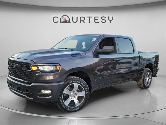 2026 RAM 1500 RAM 1500 EXPRESS CREW CAB 4X2 57 BOX