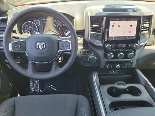 2026 Ram 1500 Big Horn Crew Cab 4x2 5'7" Box