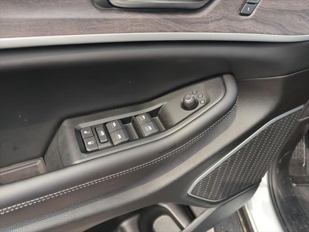 2026 Jeep Grand Cherokee L Limited 4x4