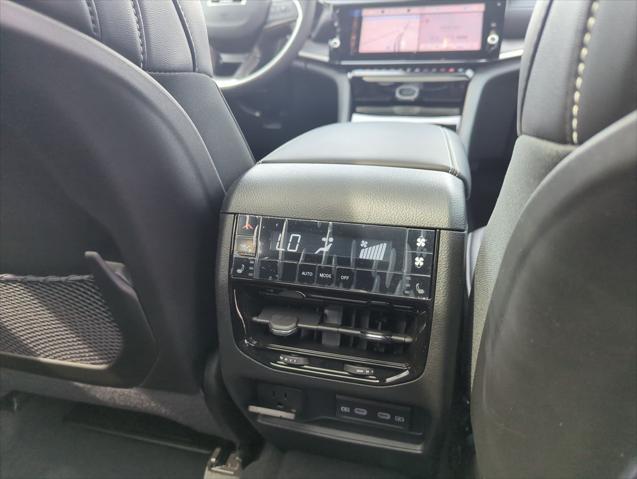 2026 Jeep Grand Cherokee L Limited 4x4