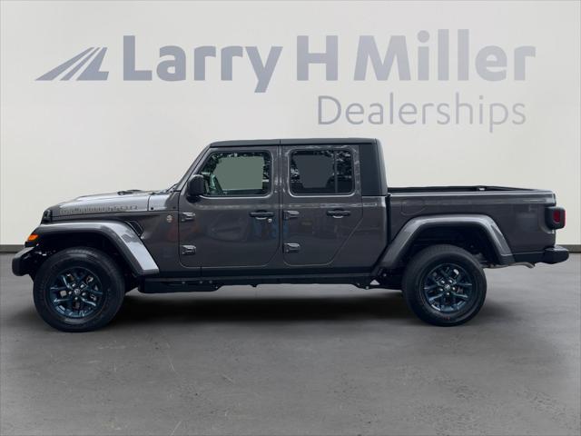 2026 Jeep Gladiator GLADIATOR 85TH ANNIVERSARY EDITION 4X4 2026 Jeep Gladiator GLADIATOR 85TH ANNIVERSARY EDITION 4X4