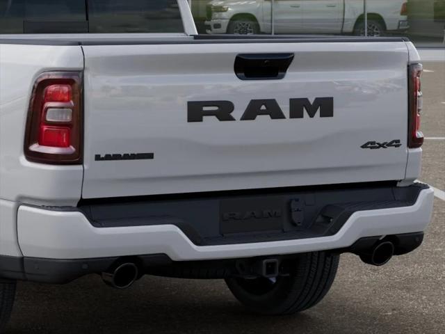 2026 Ram 1500 Laramie Crew Cab 4x4 5'7" Box