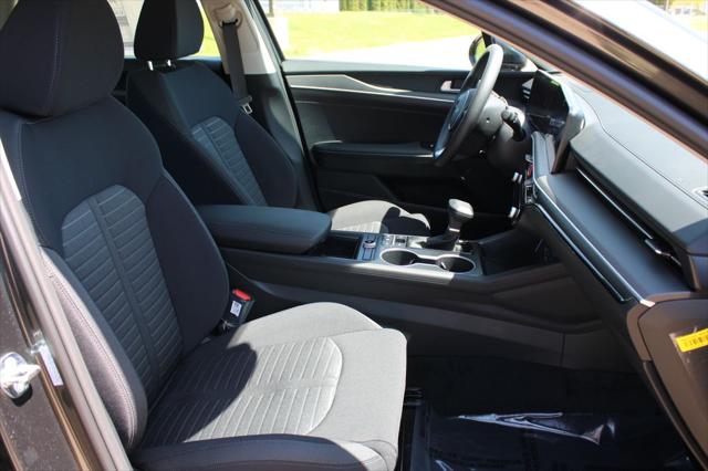 2026 Kia K5 LXS FWD