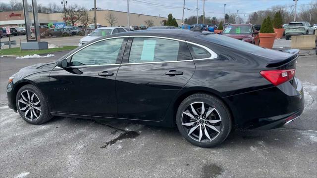 2021 Chevrolet Malibu FWD RS