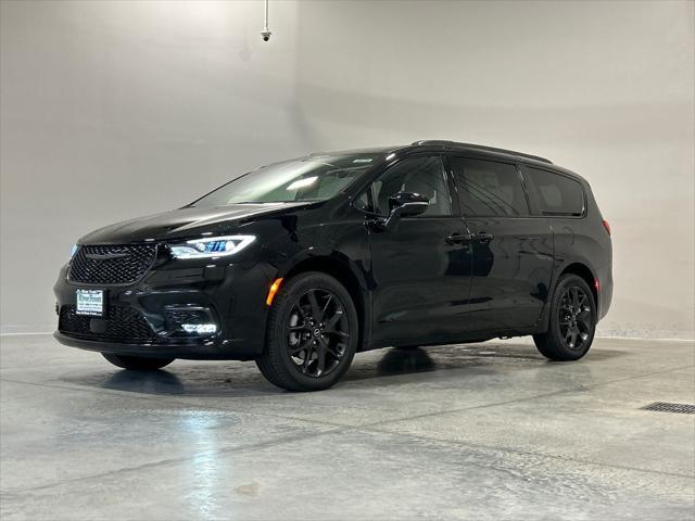 2026 Chrysler Pacifica PACIFICA LIMITED AWD