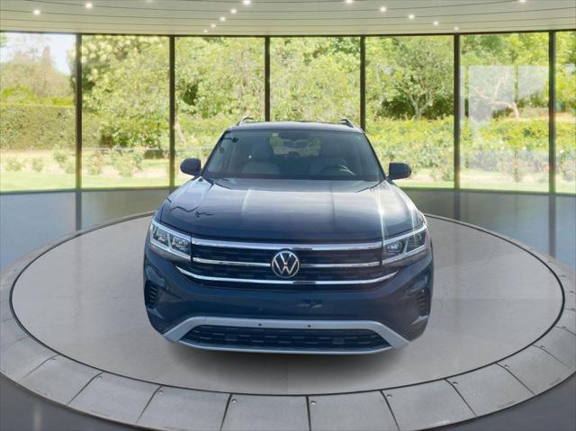 2022 Volkswagen Atlas 3.6L V6 SE w/Technology