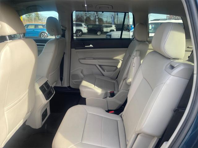2022 Volkswagen Atlas 3.6L V6 SE w/Technology