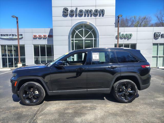 2024 Jeep Grand Cherokee Limited 4x4 2024 Jeep Grand Cherokee Limited 4x4
