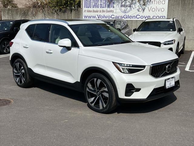 2023 Volvo XC40 B5 Plus Bright Theme for sale in Glen Cove, NY