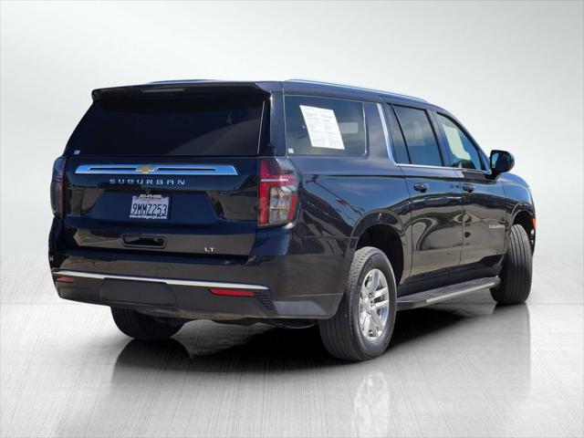 2024 Chevrolet Suburban 4WD LT
