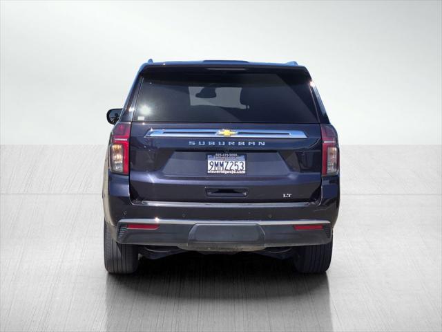 2024 Chevrolet Suburban 4WD LT