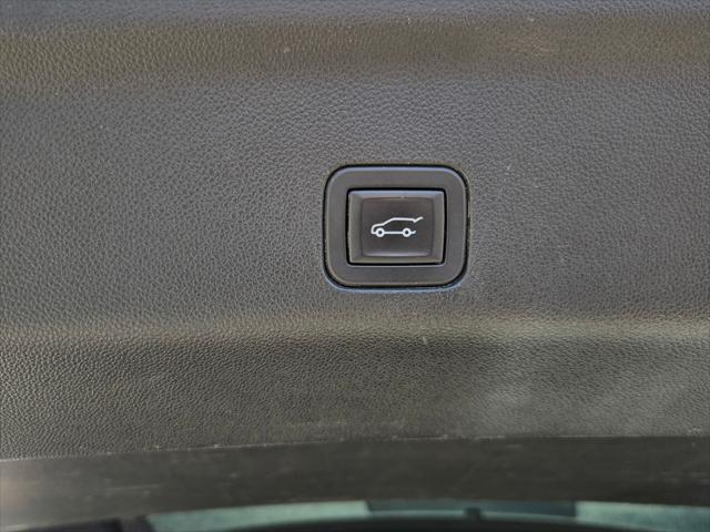 2024 Chevrolet Suburban 4WD LT