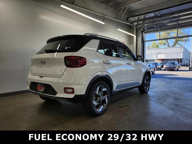2026 Hyundai Venue SEL w/Two-Tone Roof