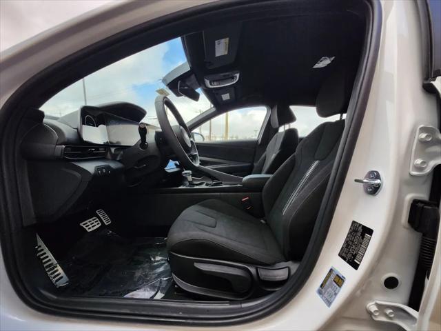 2026 Hyundai Elantra Hybrid SEL Sport