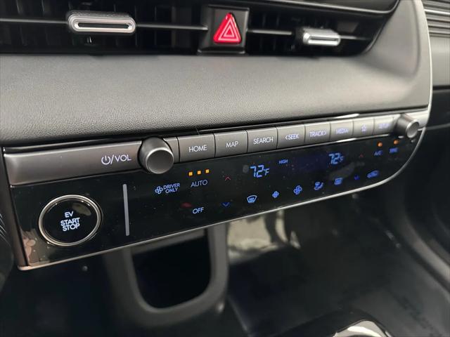 2025 Hyundai IONIQ 5 SE Standard Range