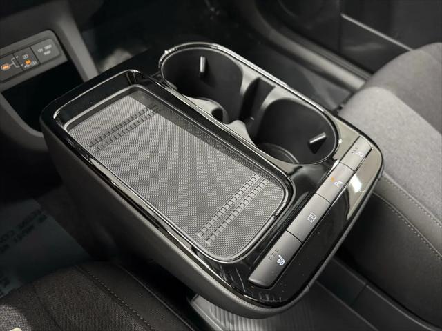 2025 Hyundai IONIQ 5 SE Standard Range