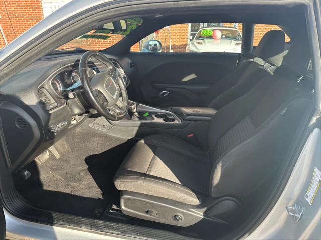 2021 Dodge Challenger SXT