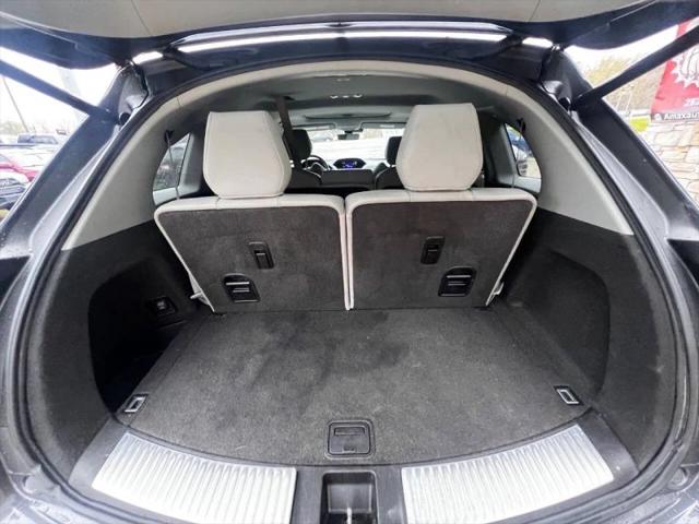 2017 Acura MDX w/Technology Package