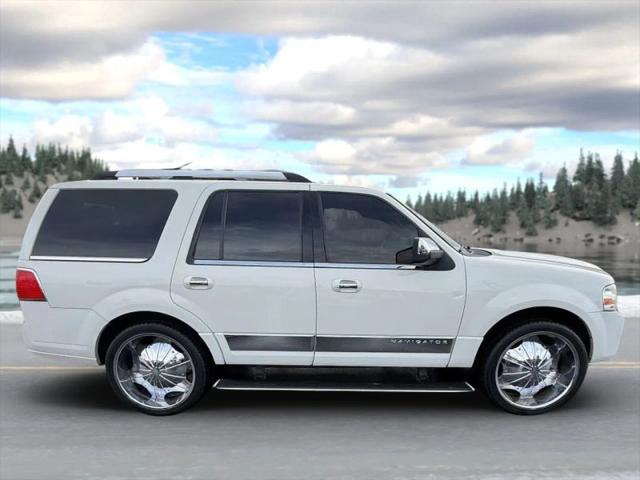 2008 Lincoln Navigator Base