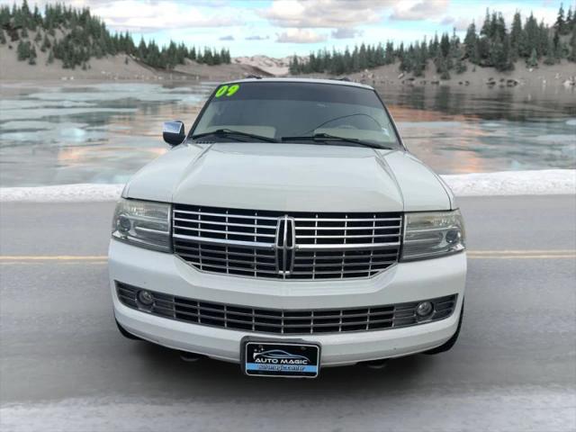 2008 Lincoln Navigator Base