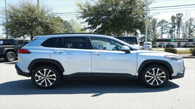 2024 Toyota Corolla Cross XLE