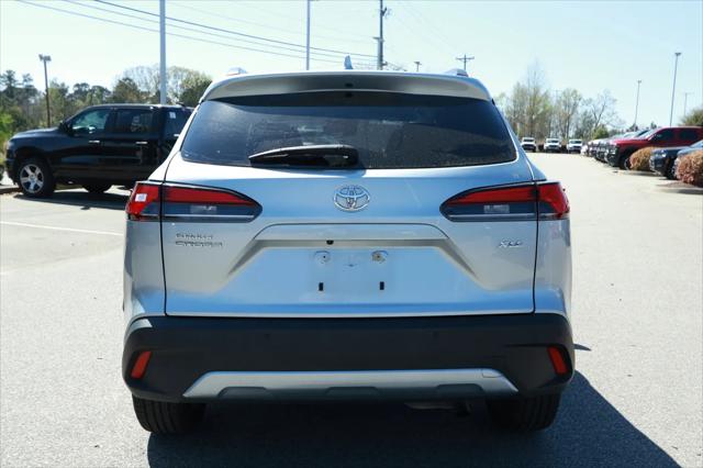 2024 Toyota Corolla Cross XLE