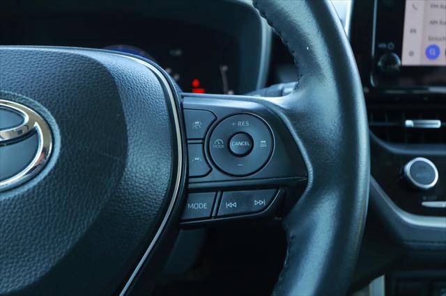 2024 Toyota Corolla Cross XLE