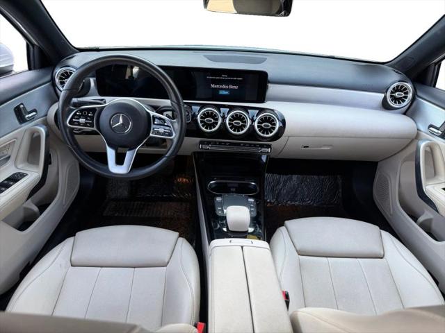 2021 Mercedes-Benz A 220 A 220