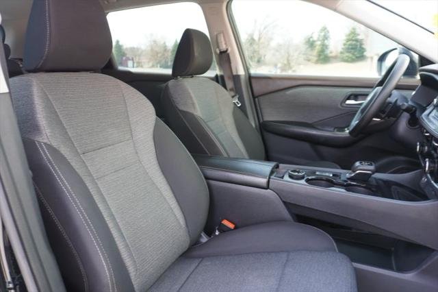 2022 Nissan Rogue SV Intelligent AWD