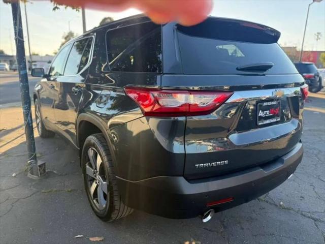 2021 Chevrolet Traverse FWD LT Leather