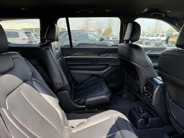 2025 Jeep Grand Cherokee L Limited 4x4
