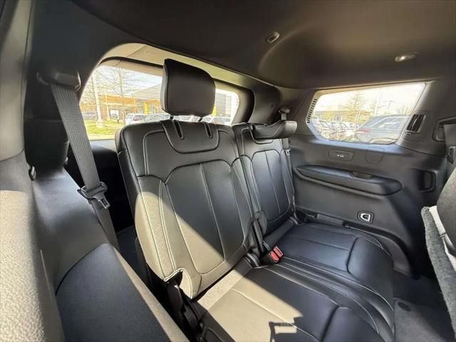 2025 Jeep Grand Cherokee L Limited 4x4