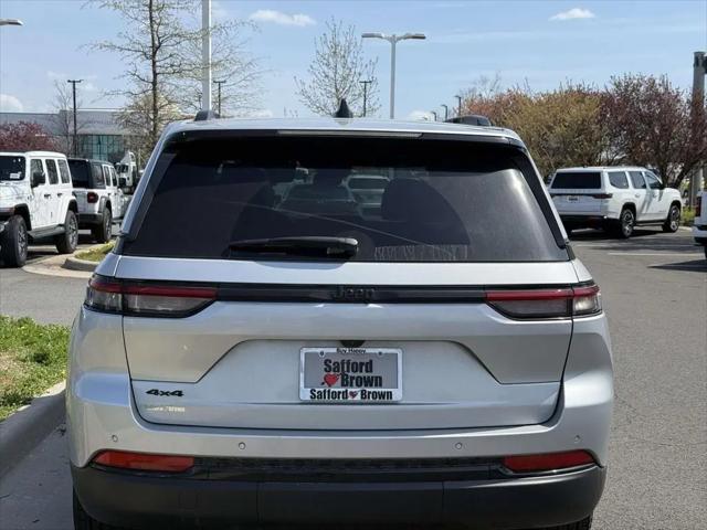 2025 Jeep Grand Cherokee Altitude X 4x4