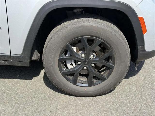 2025 Jeep Grand Cherokee Altitude X 4x4