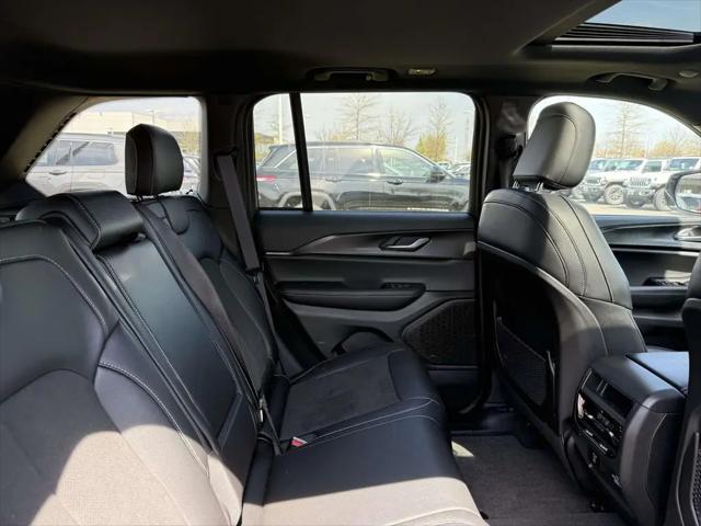 2025 Jeep Grand Cherokee Altitude X 4x4