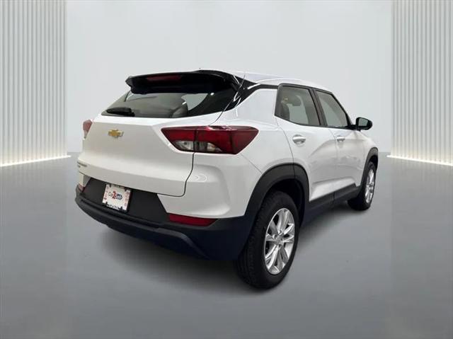 2023 Chevrolet TrailBlazer AWD LS