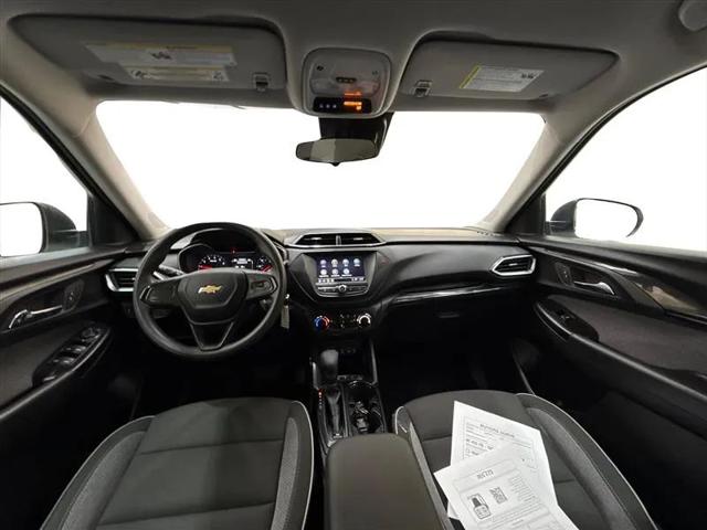 2023 Chevrolet TrailBlazer AWD LS