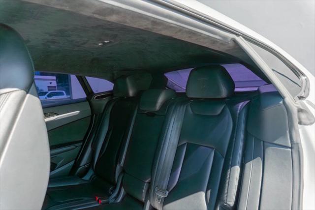 2019 Lamborghini Urus Base