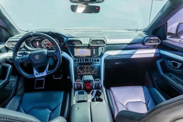 2019 Lamborghini Urus Base