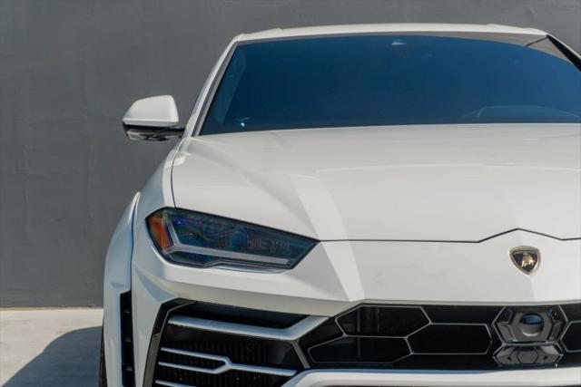 2019 Lamborghini Urus Base