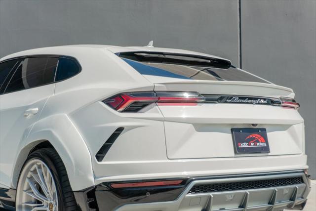 2019 Lamborghini Urus Base