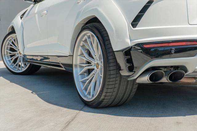 2019 Lamborghini Urus Base