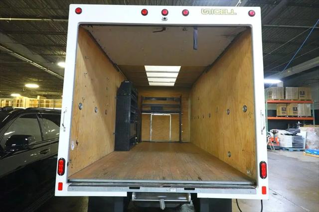 2022 Ford E-450 Cutaway Base