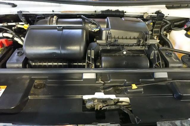 2022 Ford E-450 Cutaway Base