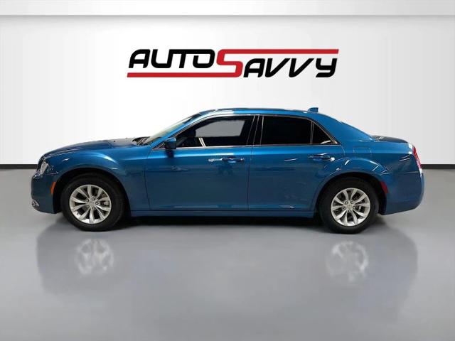 2023 Chrysler 300 Touring